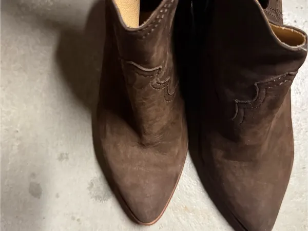 Frye Reina Western Ankle Bootie Brown Leather Size 7.5 EUC - Image 3