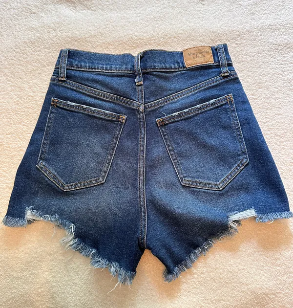 Abercrombie High Rise Shorts - Image 2