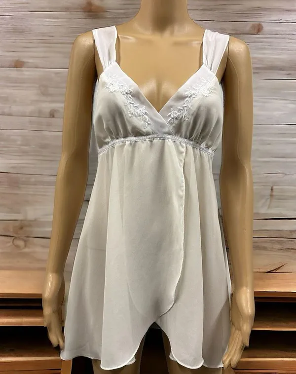 Anthropologie Flora Nikrooz Chemise Lingerie Ivory Embroidered Sequin Neckline M - Image 7