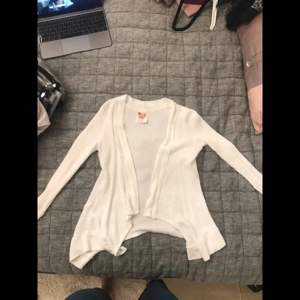 Boutique White, soft, light cardigan - Image 2