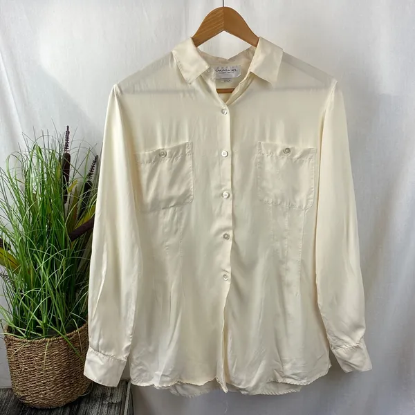 Emanuel Ungaro 100% Silk Ivory Long Sleeve Button Up Blouse Top 8 - Image 2