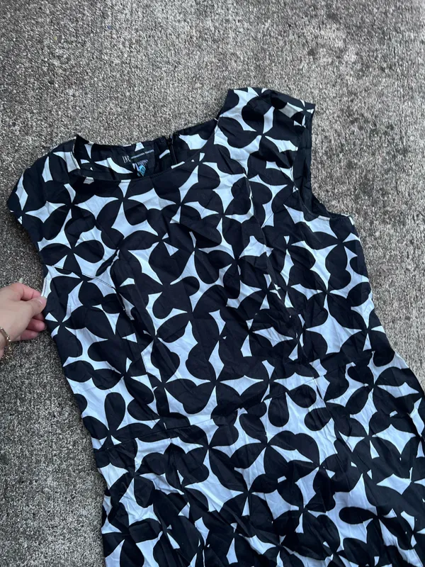 E: INC International Concepts Black White Abstract Floral A Line Dress Size 14 - Image 3