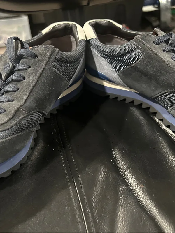 Tory Burch Navy Suede & Mesh Casual Sneakers - Stylish Everyday Comfort - Image 6