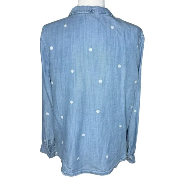 Cloth‎ & Stone Top L Anthropologie Denim Chambray Polka Dot Button Up Shirt - Image 5
