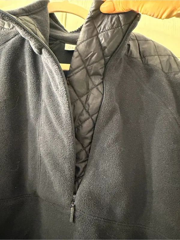 Athleta Navy Quarter-Zip Lightweight Fleece Shirt Jacket - Image 3