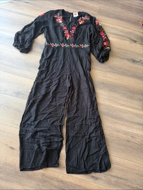 FARM Rio Embroidered Wide Leg Jumpsuit- size Large - Image 2