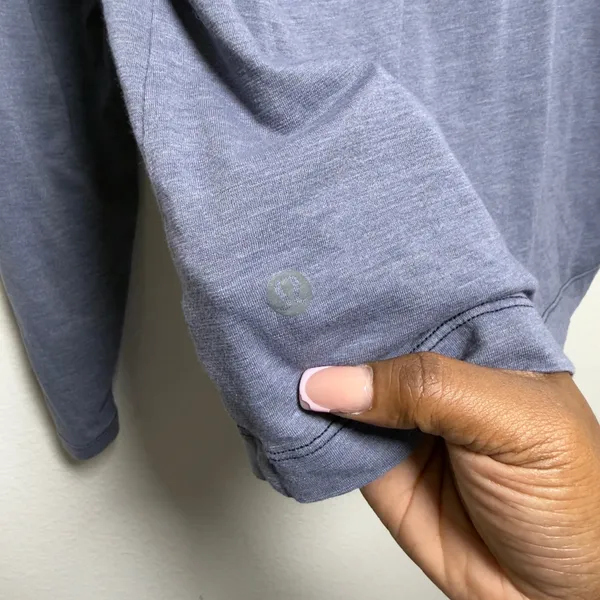 Lululemon Women Top 12 Blue Long Sleeve Crew Neck Heathered Activewear Shirt - Image 8