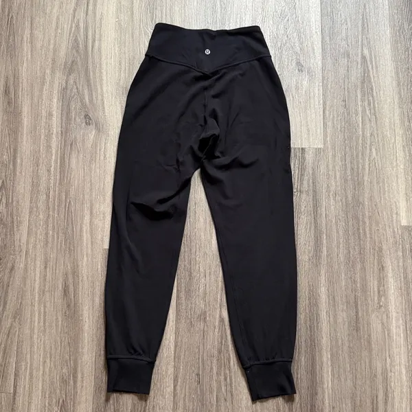 lululemon Black Jogger Pants Size 4 Mid Rise Lightweight Athletic - Image 2