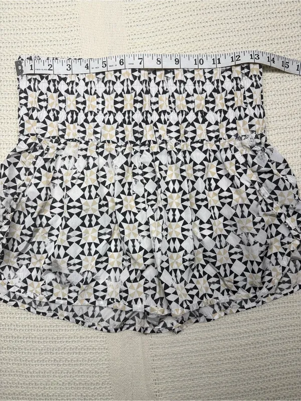 Free People Black & Cream Geometric Pattern Printed Smocked Waist Shorts - Image 7