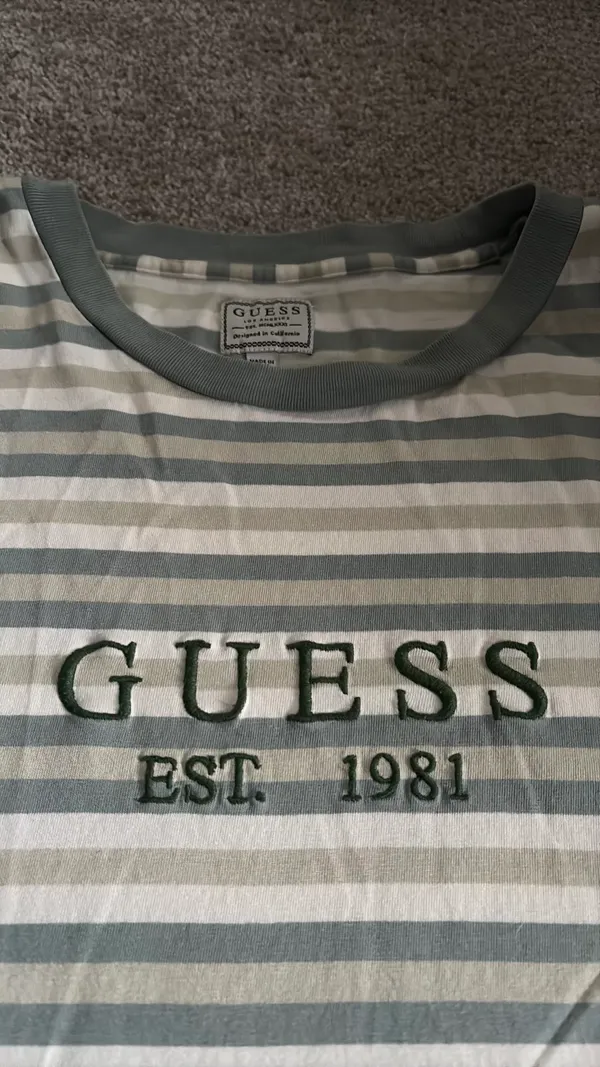 Guess T-Shirt - Image 2