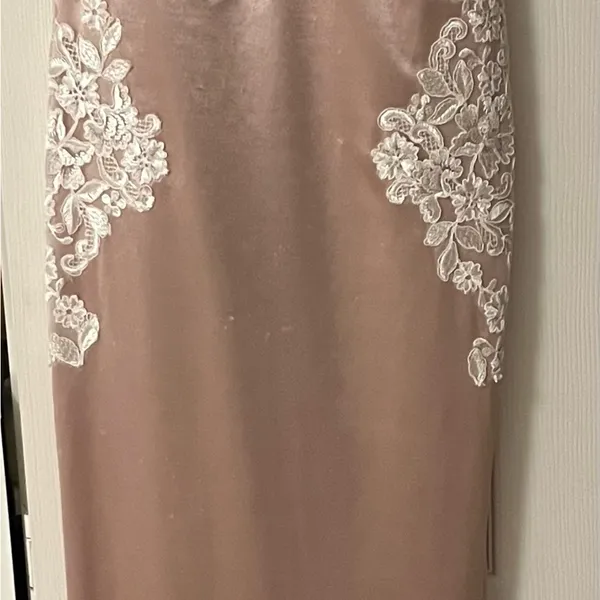 Spaghetti Straps V-neck Slim Long Prom Dress with Lace Appliques - Image 7