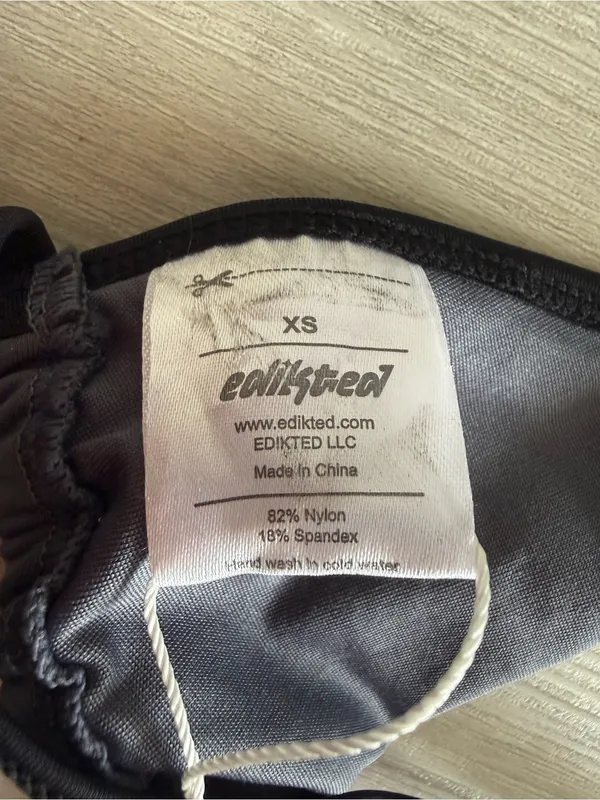 Edikted Kenni Ring Contrast Triangle Bikini Top Grey XS NWT - Image 9