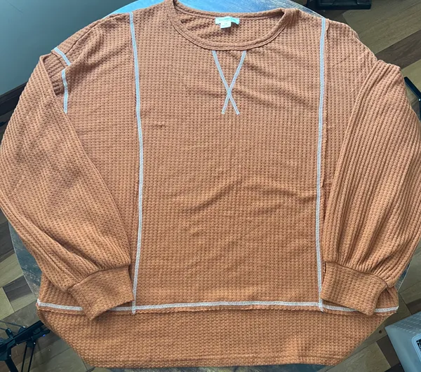 CHICSOUL | ladies plus size waffle, pull over shirt. Size: 2X. - Image 4