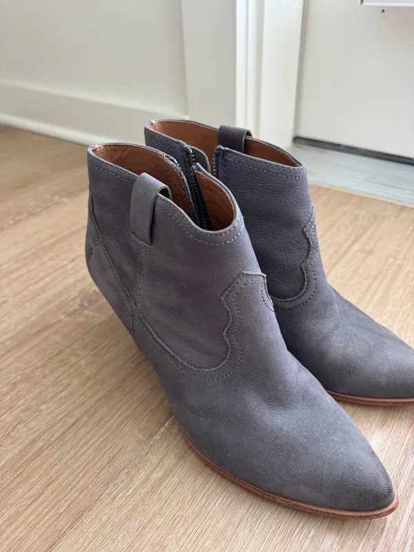 Frye Reina Jeans Western Ankle Bootie Boot Nubuck Leather - Image 5