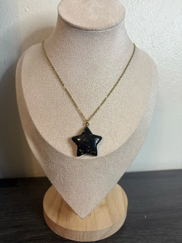 Handmade Black/Gold Star Necklace - Image 2