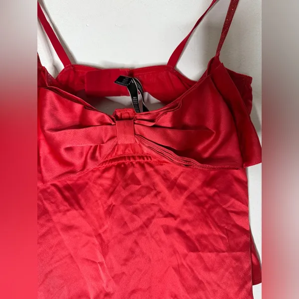 Victoria’s Secret Satin Camisole & Shorts Set Red Large‎ - Image 4