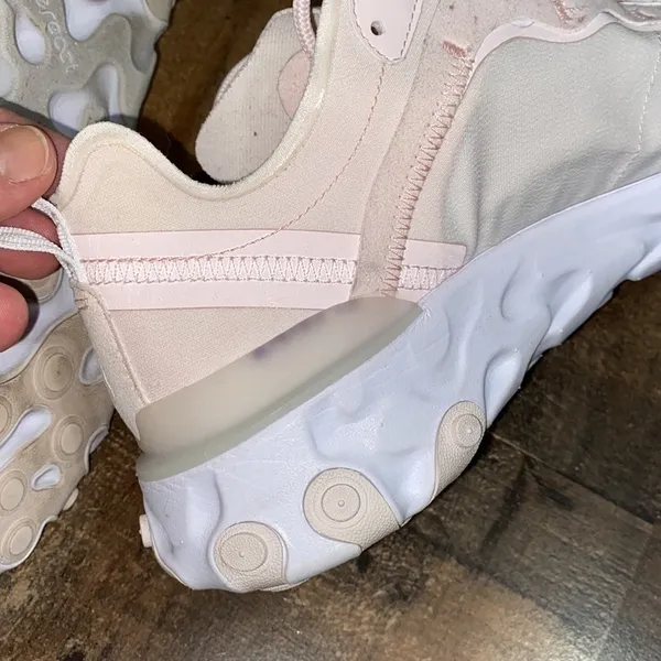 Nike React Element 55 Pale‎ Pink White Running Shoes size 11 woman’s sneakers - Image 4