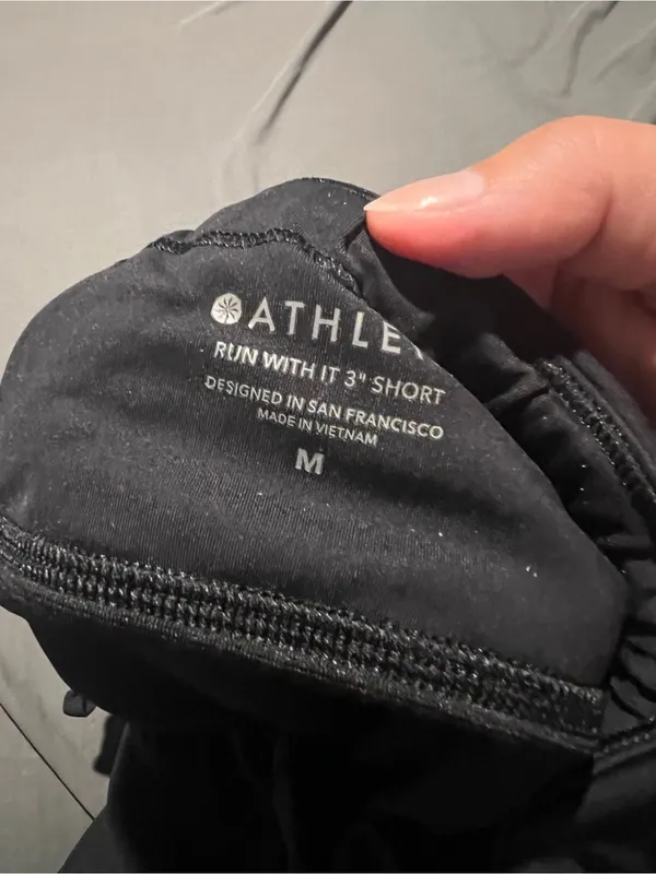 Athleta run with it black shorts - Image 10
