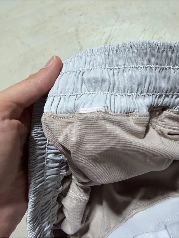 Lululemon Hotty hot Women's white Elastic-Waist Active Shorts 4 - Image 10