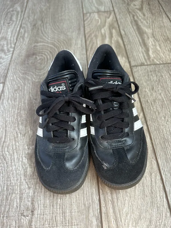Adidas Women’s Black Tennis Shoes - Image 2