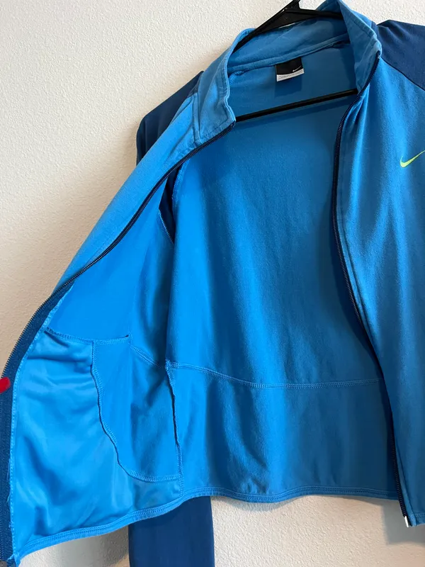 Nike Blue  full zip fitted jacket - Image 4