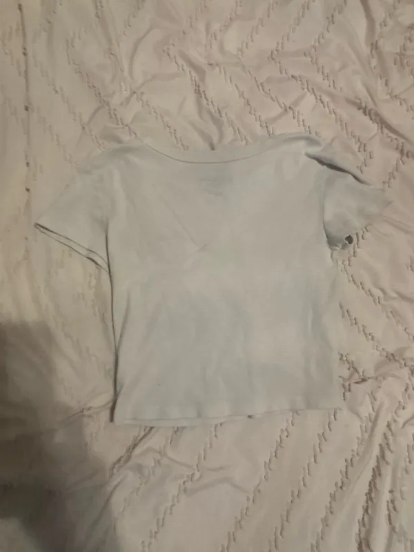 American Eagle cropped tee - Image 3