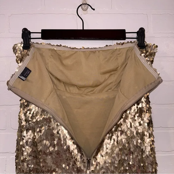 Sparkle & Fade Gold Sequin Strapless Party Dress - Image 6