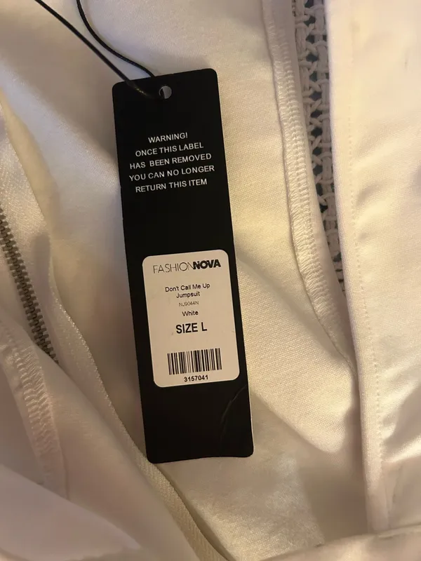 NWT Jumpsuit Large - Image 8