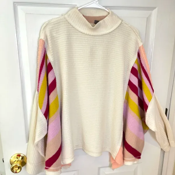 We The Free Free People poncho sweater - Image 4