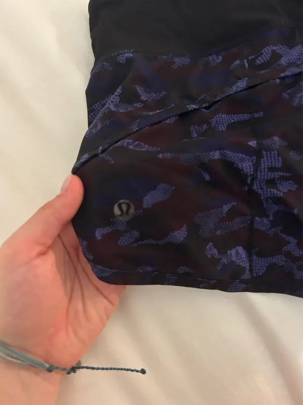Lululemon Speed Up Shorts 2.5" - Image 4