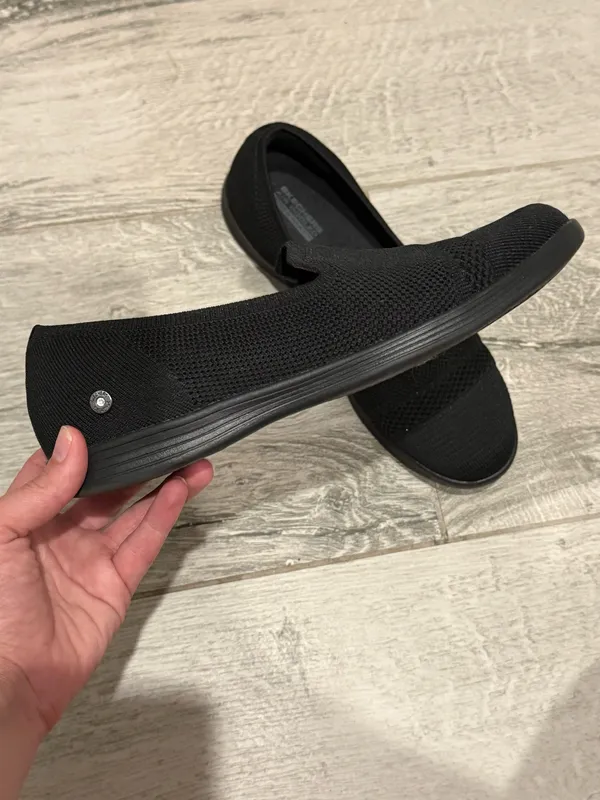 Skechers Goga Mat Slip-On Shoes - Image 2