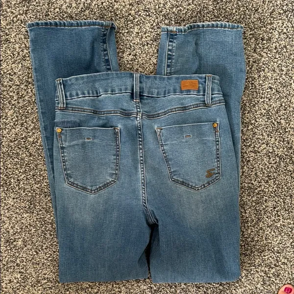 Seven7 Classic Blue Women's Jeans - Image 4