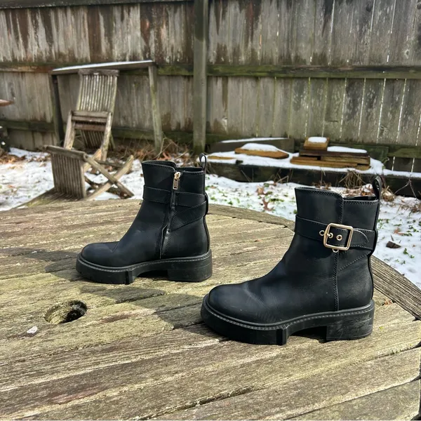 Coach Lacey Leather Lug-Sole Ankle Boots size 5.5‎ - Image 5