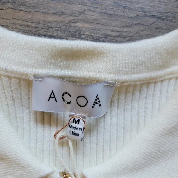 VICI Zaria Collared Long Sleeve Zip-up Top - Image 6