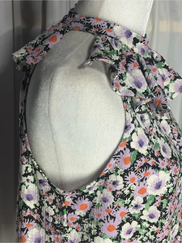 Anthropologie Black Multi Floral Ruffle-Sleeve Camisole Size M - Image 5