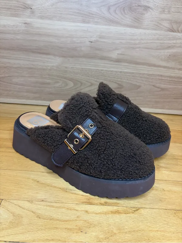 Dolce Vita Lelani Cozy Platform Clogs - Image 2