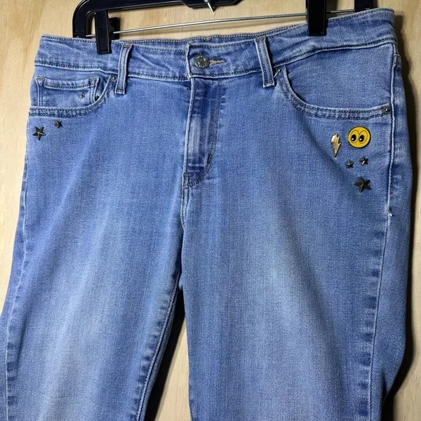 Levis 711 Skinny Embellished‎ Jeans Vintage Soft Blue Wash Star Eyes Zip Fly 31 - Image 2