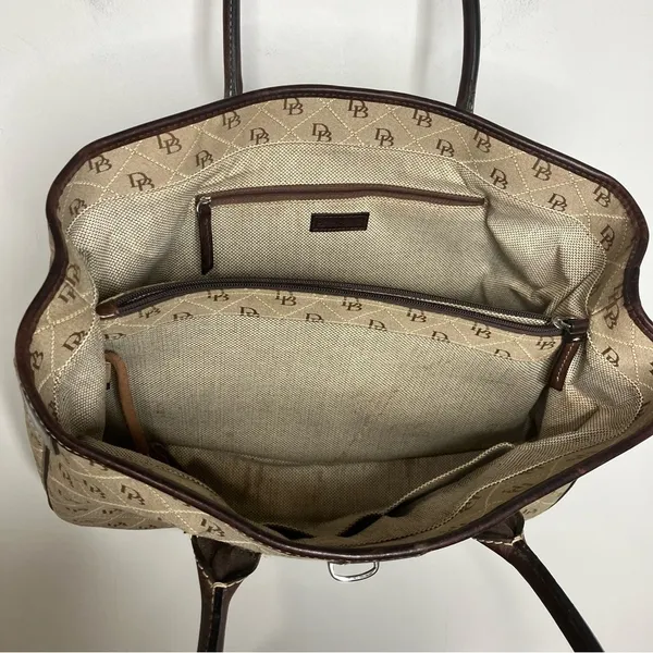 Dooney & Bourke Double signature Tote‎ large size - Image 4