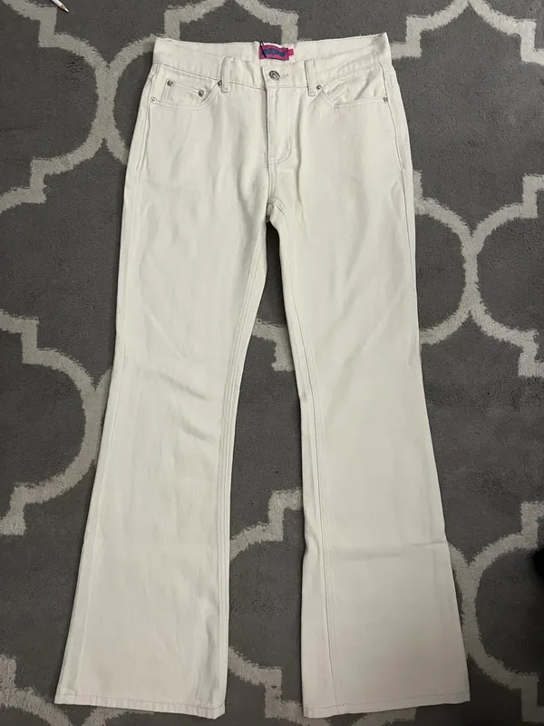 Low Rise Jeans - Image 2