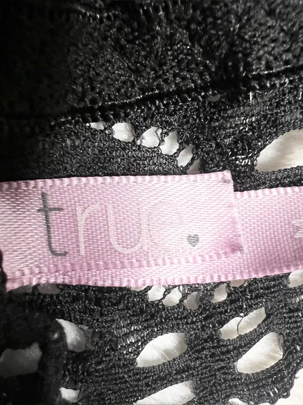 True Black Floral Lace Bralette Wireless Comfort Bra Size Medium - Image 9