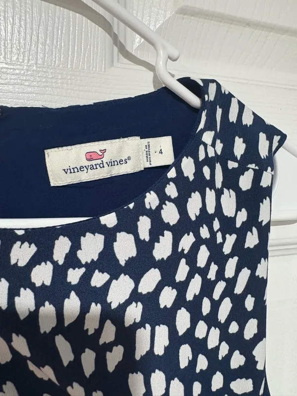 Vineyard Vines Dress - Image 2