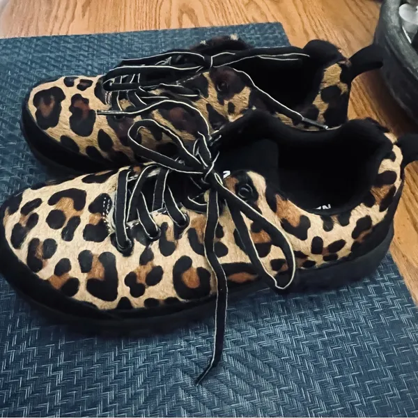 Nautilus Safety Women’s Footwear Leopard Shoes - Image 2