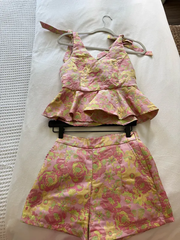 TCEC Set Two-Piece - Image 3