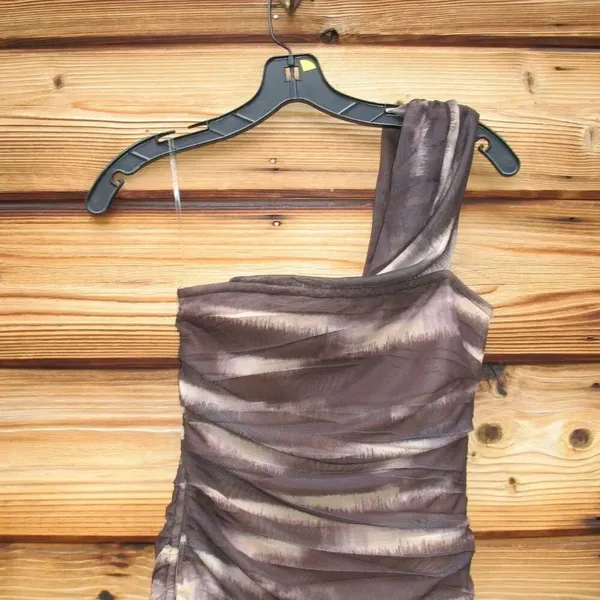 NWT Elliatt Miley Fitted Midi Dress - Image 9