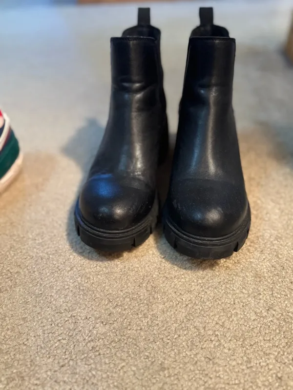 Steve Madden Leather Chelsea Boots - Image 2