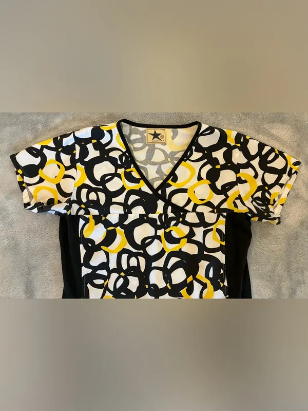 Women’s Black Star Brand Abstract V-Neck Scrub Top - Black & Yellow Size X-Small - Image 3