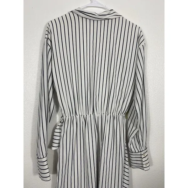 Abercrombie & Fitch White and Black Striped Wrap Mini Dress Size MT - Image 11