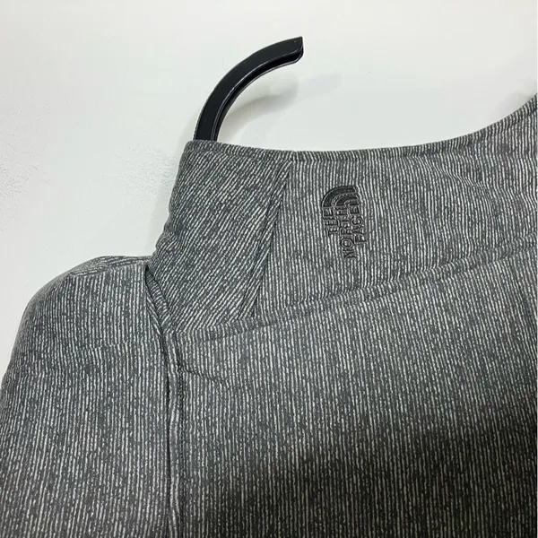 The North Face Pseudio puffer vest gray women’s size‎ medium winter casual - Image 10