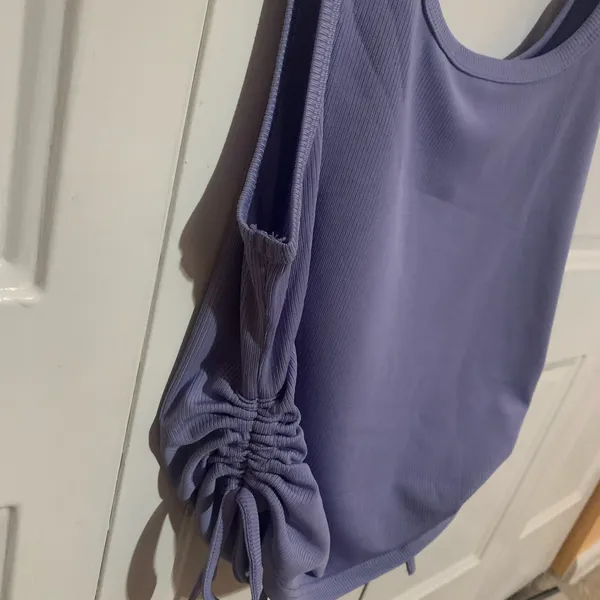 SheIn NWT lilac purple top . Perfect for summer - Image 2