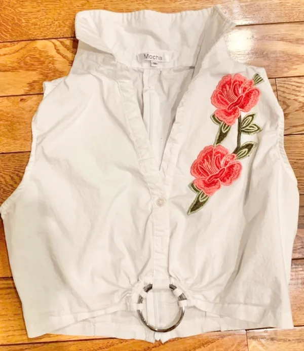 Y2K Does 70s Mocha Apparel Embroidered Floral Crop Top size M - Image 8